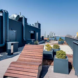 https://deluxeapartments-chlebova-old-town.gdanskhotel.org